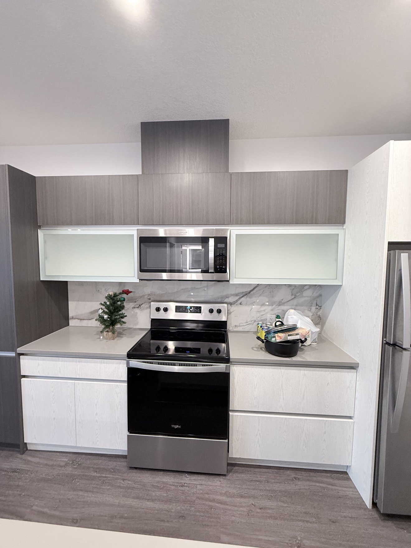 Modern kitchen after a move-out clean